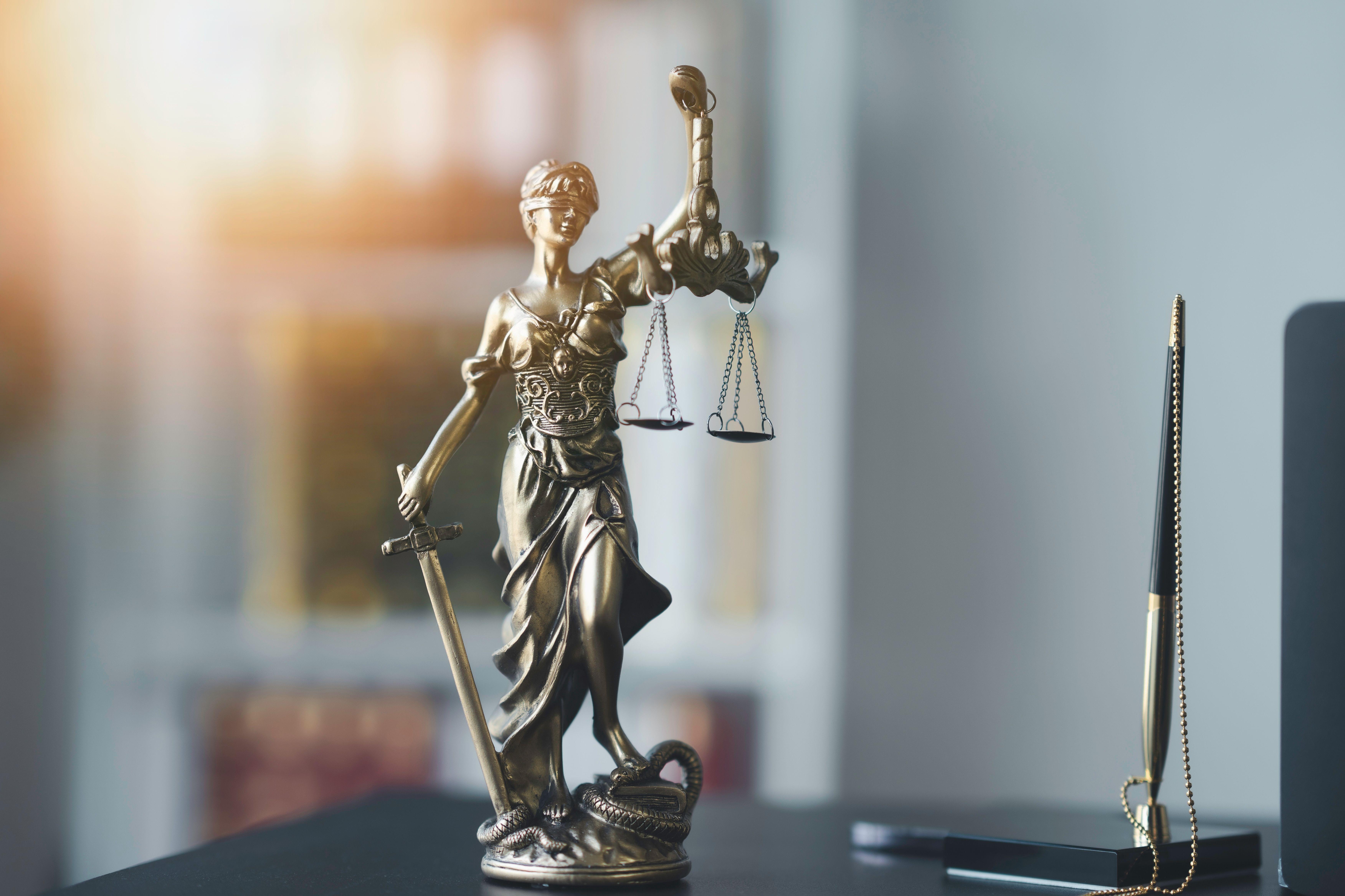 Best law school loans for 2024